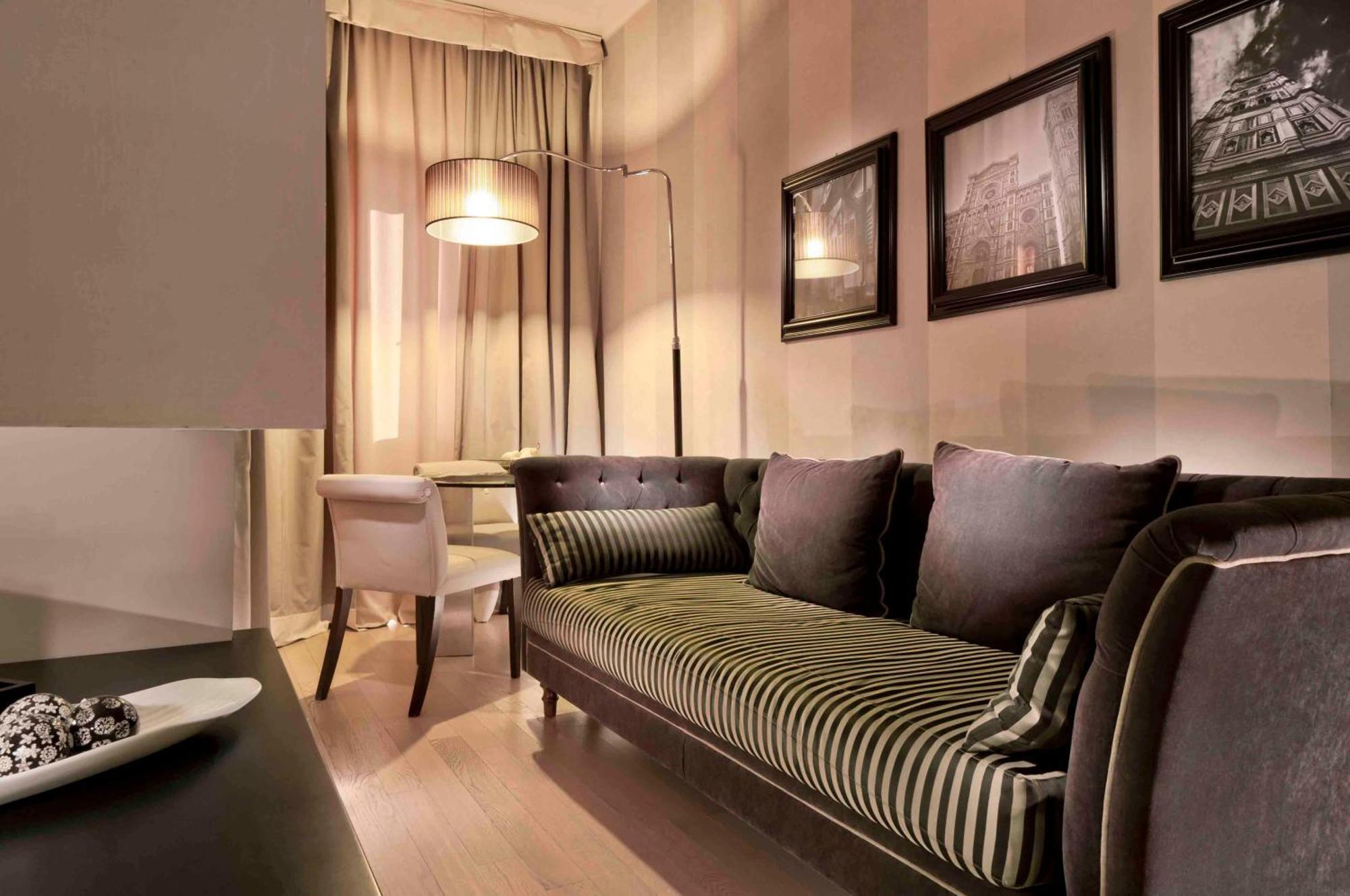 Junior Suite,1370439314:JPEG