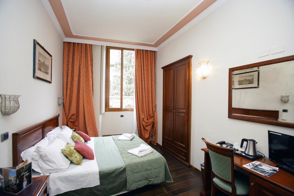 Chambre Double ou Lits Jumeaux avec Vue