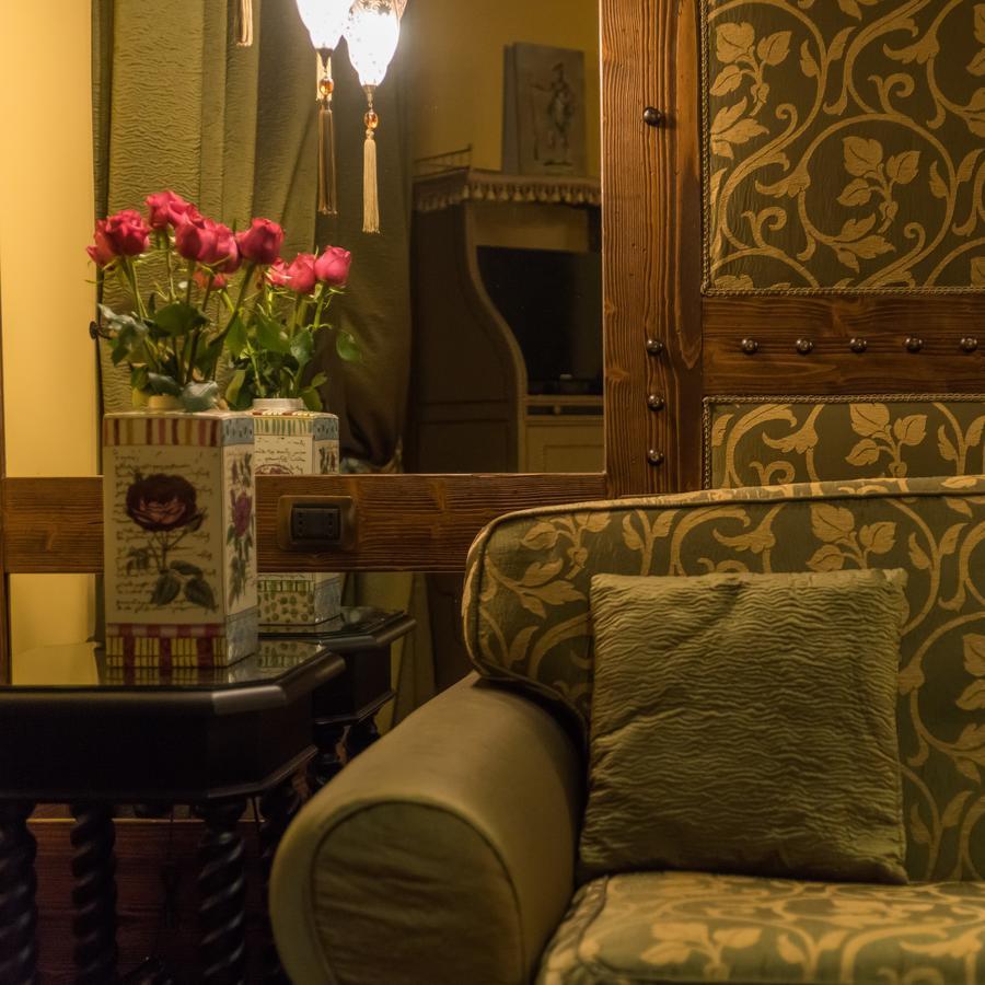 Suite Executive Tuscan Floor,642340959:JPEG