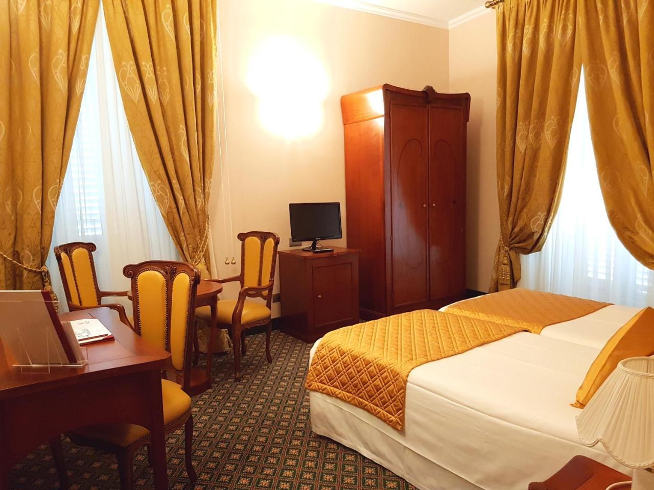 Chambre Double ou Lits Jumeaux