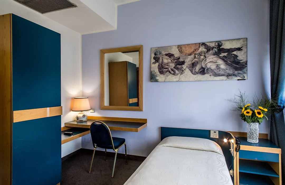 Hotel Mirage-1