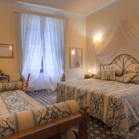 Hotel Palazzo Dal Borgo-2